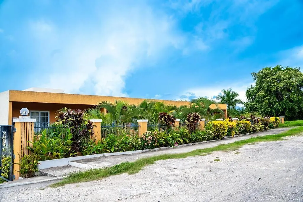2Br I 1.5 Bath I Ocean & Mountain Views I Apartment W/ Balcony I Montego Bay Jamaica