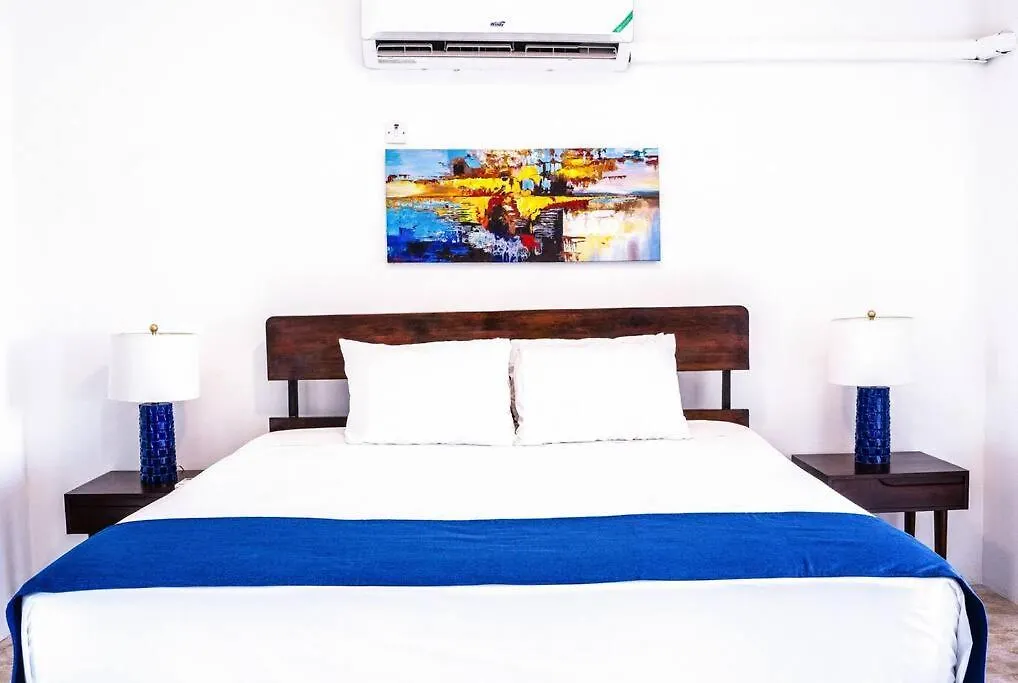 2Br I 1.5 Bath I Ocean & Mountain Views I Apartment W/ Balcony I Montego Bay